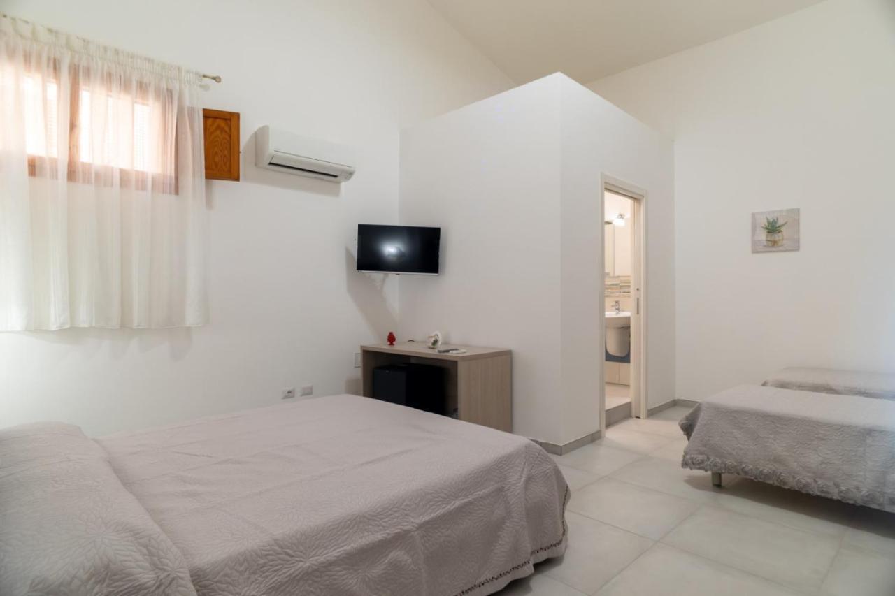 I Parrini Bed & Breakfast Porto Empedocle Exterior photo